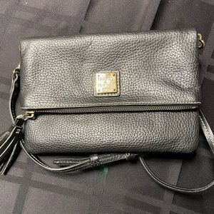 Authentic Black Dooney & Bourke Elephant Pebble Foldover Zip Crossbody
